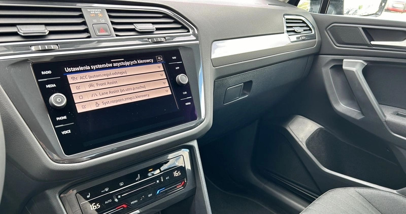 Volkswagen Tiguan Allspace cena 176760 przebieg: 1, rok produkcji 2024 z Dzierżoniów małe 232